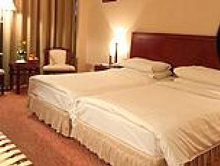 Golden Dragon Hotel Kunming Exterior foto