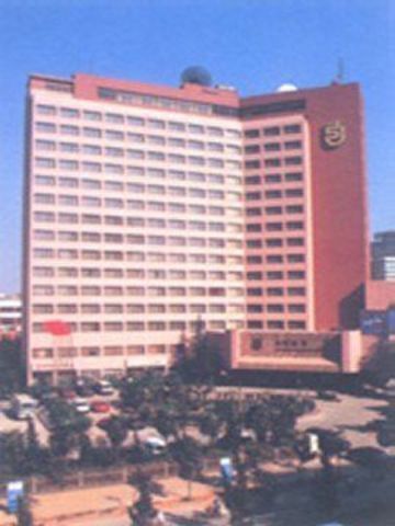 Golden Dragon Hotel Kunming Exterior foto