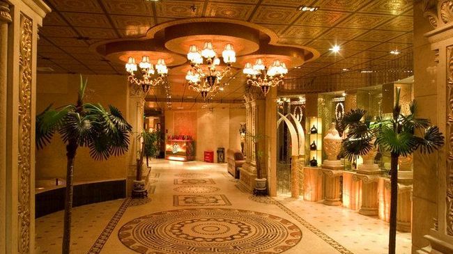 Golden Dragon Hotel Kunming Exterior foto