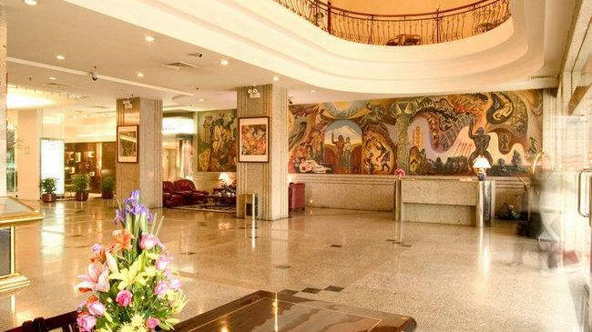Golden Dragon Hotel Kunming Interior foto