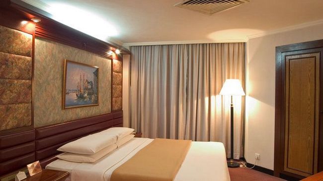 Golden Dragon Hotel Kunming Facilități foto
